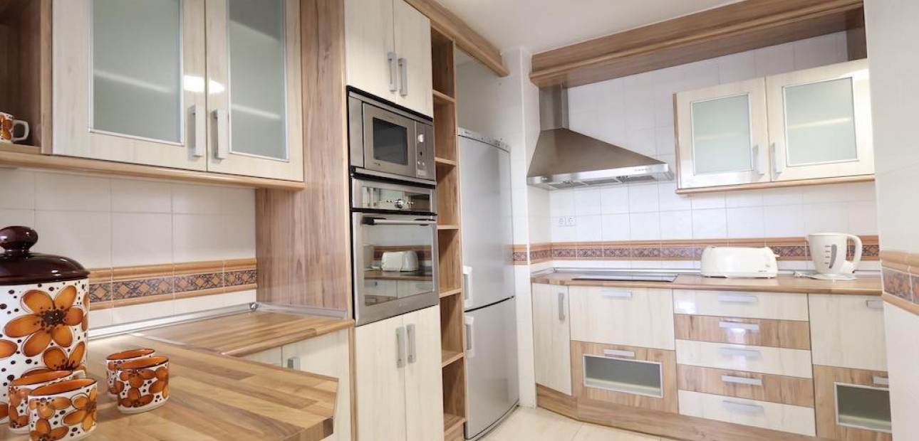 Sale - Apartment / flat -
Torrevieja