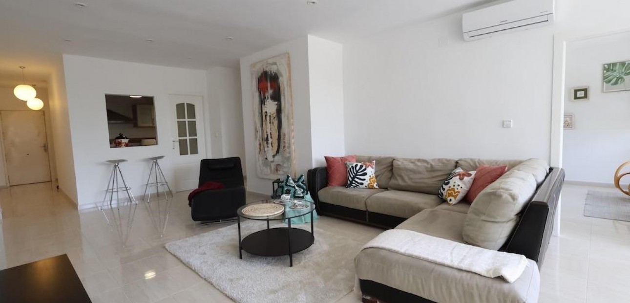 Sale - Apartment / flat -
Torrevieja