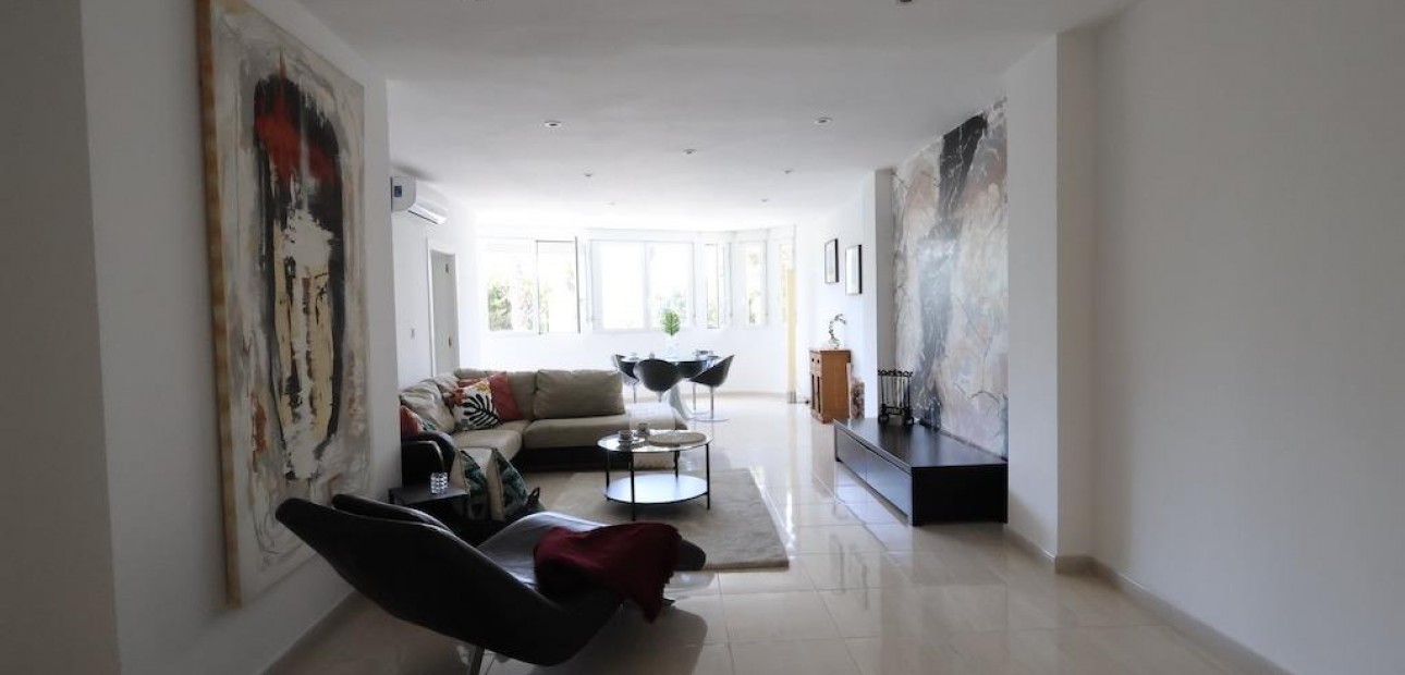 Sale - Apartment / flat -
Torrevieja