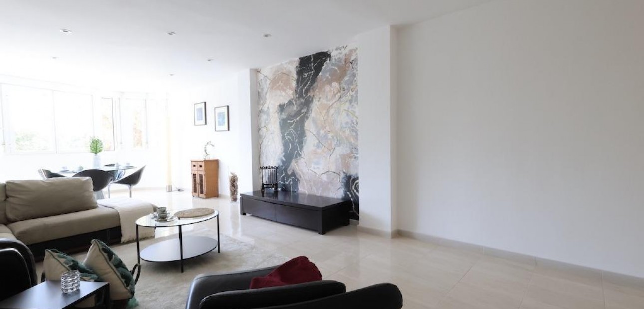 Sale - Apartment / flat -
Torrevieja