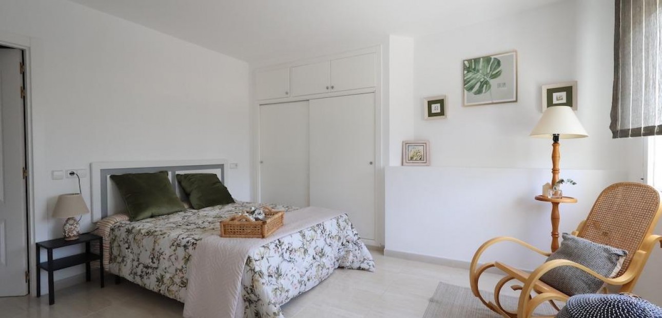 Sale - Apartment / flat -
Torrevieja