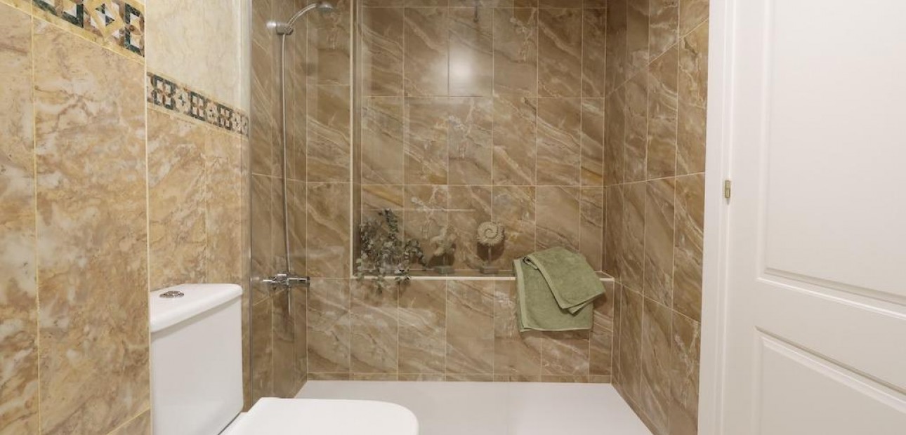Sale - Apartment / flat -
Torrevieja