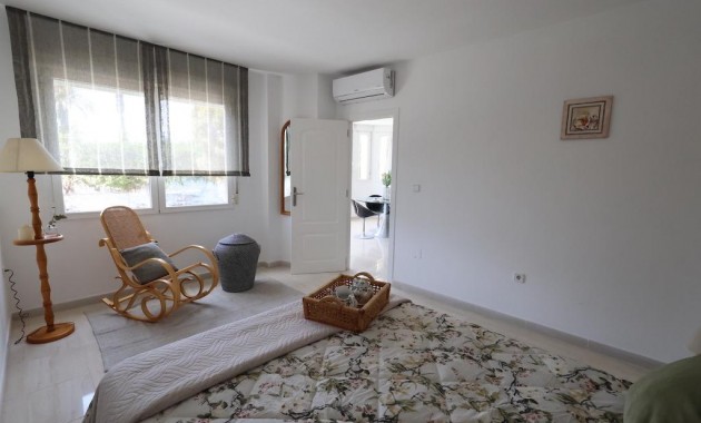 Sale - Apartment / flat -
Torrevieja