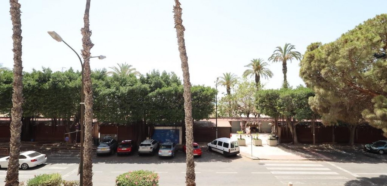 Sale - Apartment / flat -
Torrevieja