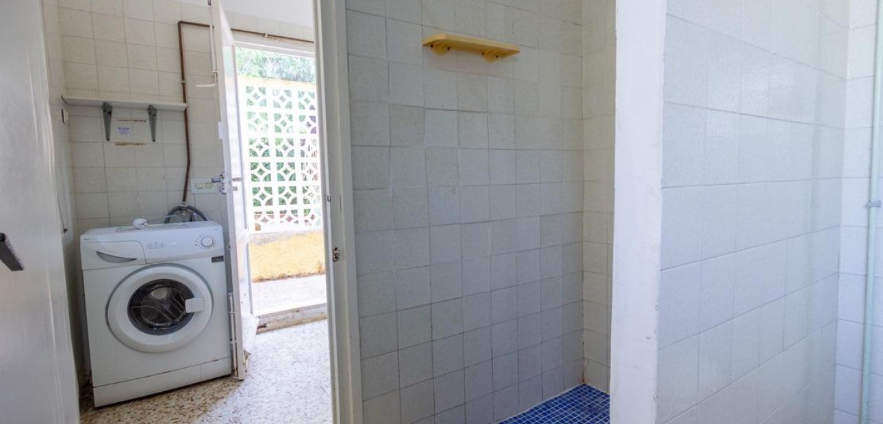 Sale - Villa -
Torrevieja - Aguas nuevas 1