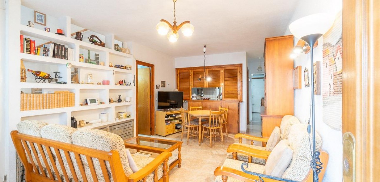 Venta - Terraced house -
Torrevieja - Los Frutales