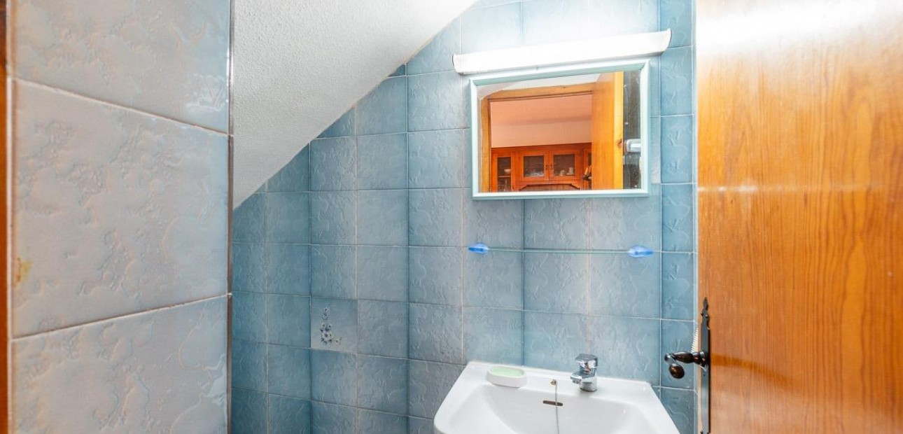 Sale - Terraced house -
Torrevieja - Los Frutales