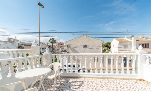 Venta - Terraced house -
Torrevieja - Los Frutales