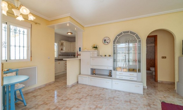 Venta - Villa -
Orihuela Costa - La Zenia