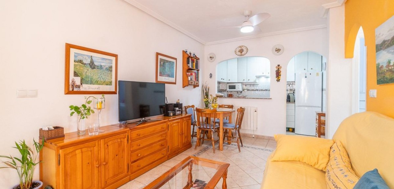 Venta - Apartamento / piso -
Orihuela Costa - La Zenia