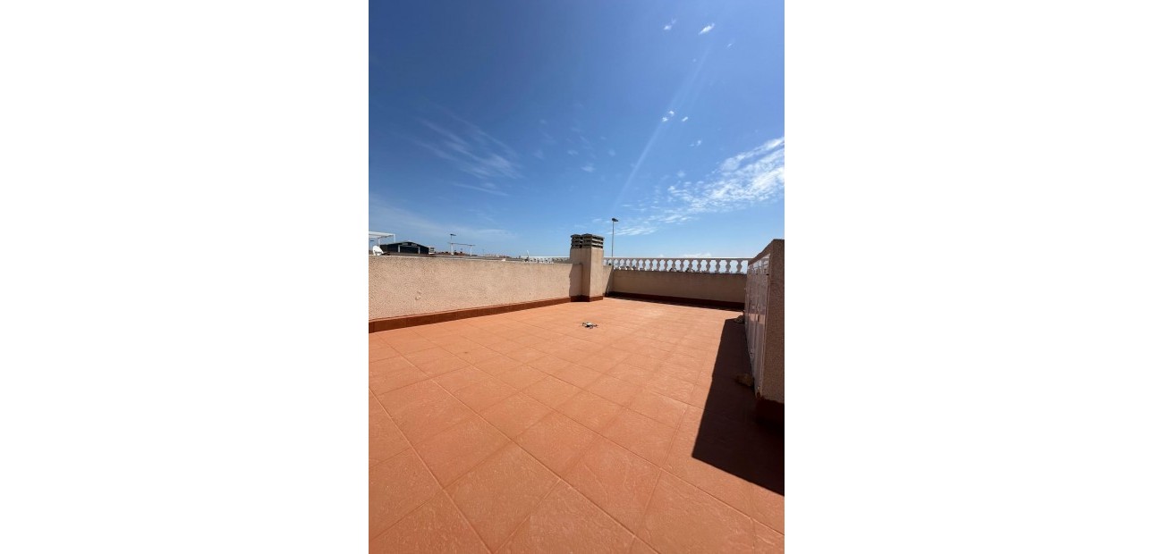 Venta - Bungalow -
Torrevieja - Sector 25