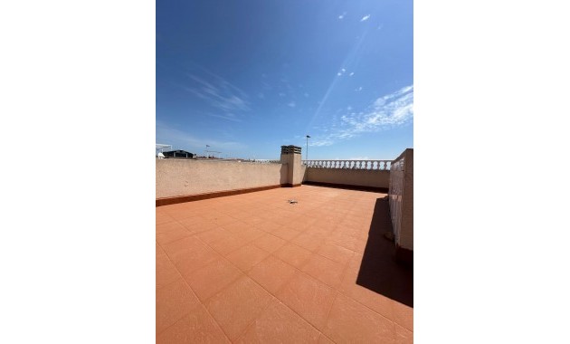 Sale - Bungalow -
Torrevieja - Sector 25