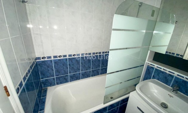 Sale - Bungalow -
Torrevieja - Sector 25