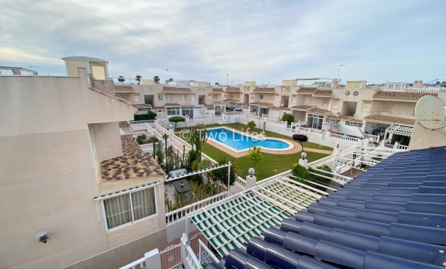 Herverkoop - Bungalow -
Torrevieja - Sector 25