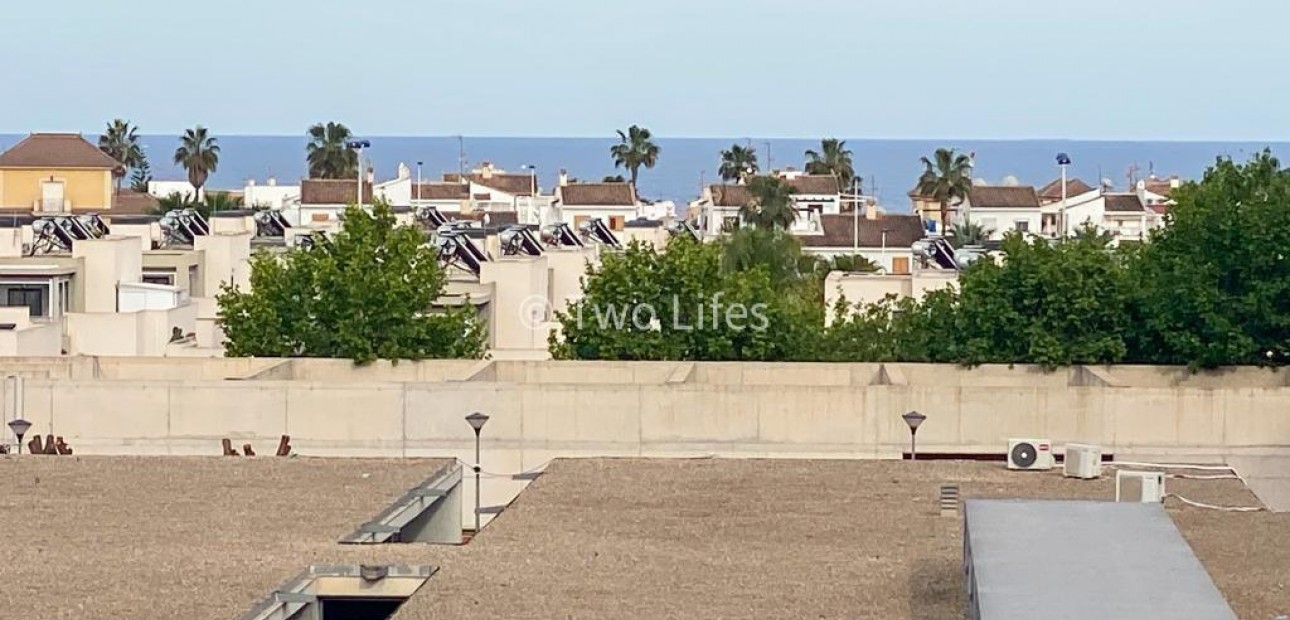 Sale - Bungalow -
Torrevieja - Sector 25