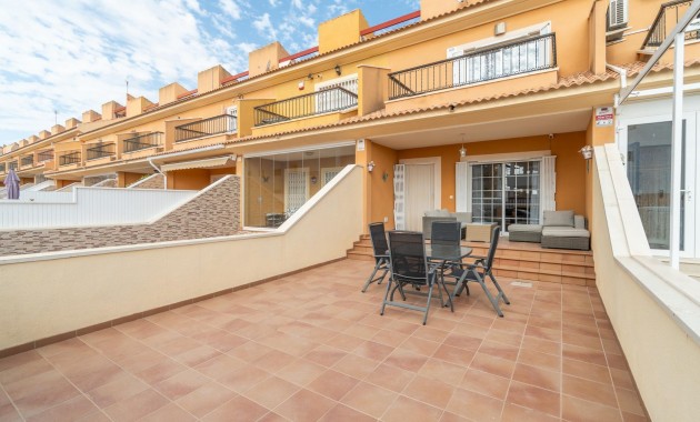 Venta - Terraced house -
Orihuela Costa - Los Dolses