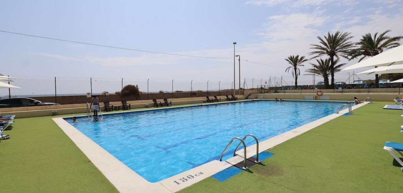 Sale - Apartment / flat -
Alicante - Barrio Obrero