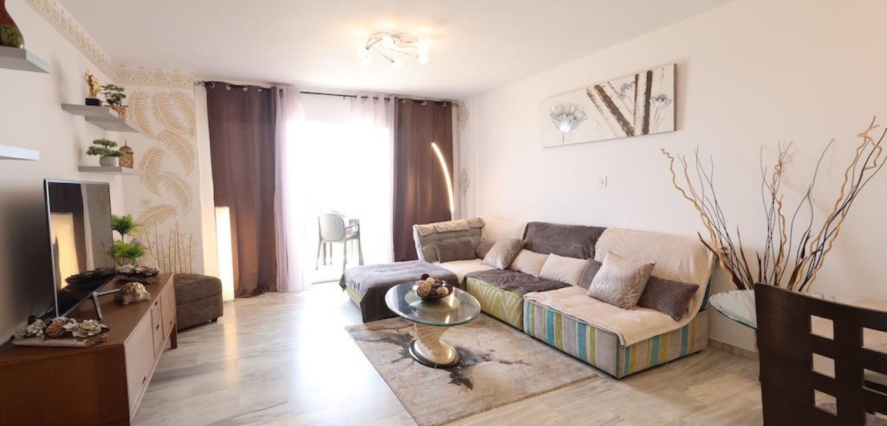 Sale - Apartment / flat -
Alicante - Barrio Obrero