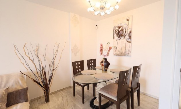 Sale - Apartment / flat -
Alicante - Barrio Obrero