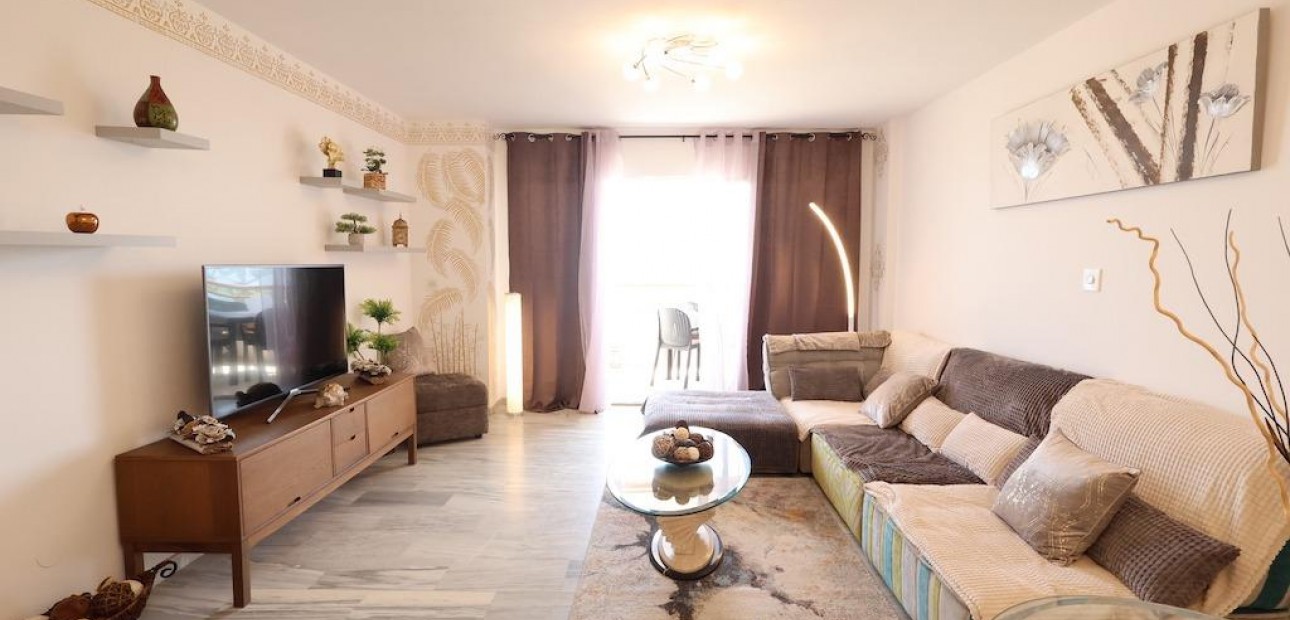 Sale - Apartment / flat -
Alicante - Barrio Obrero