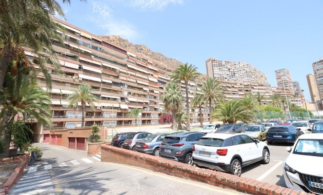 Sale - Apartment / flat -
Alicante - Barrio Obrero