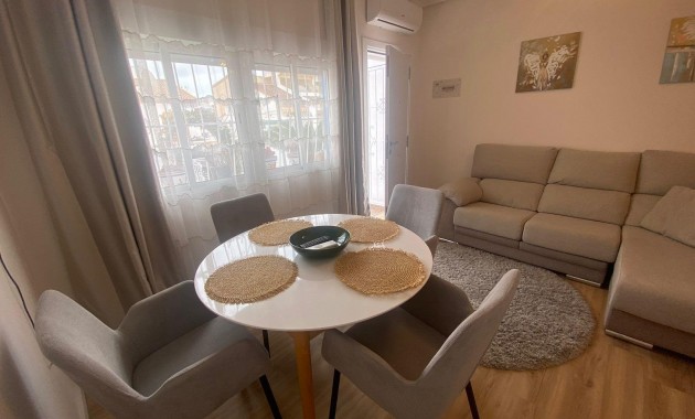 Venta - Villa -
Orihuela Costa - Las Mimosas