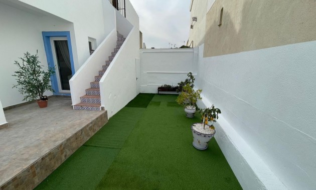 Venta - Villa -
Orihuela Costa - Las Mimosas