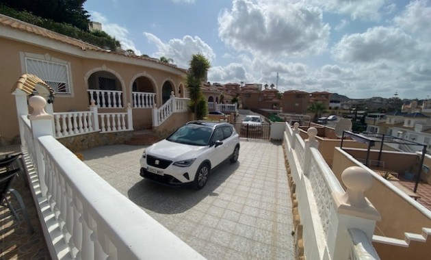 Sale - Villa -
Ciudad Quesada