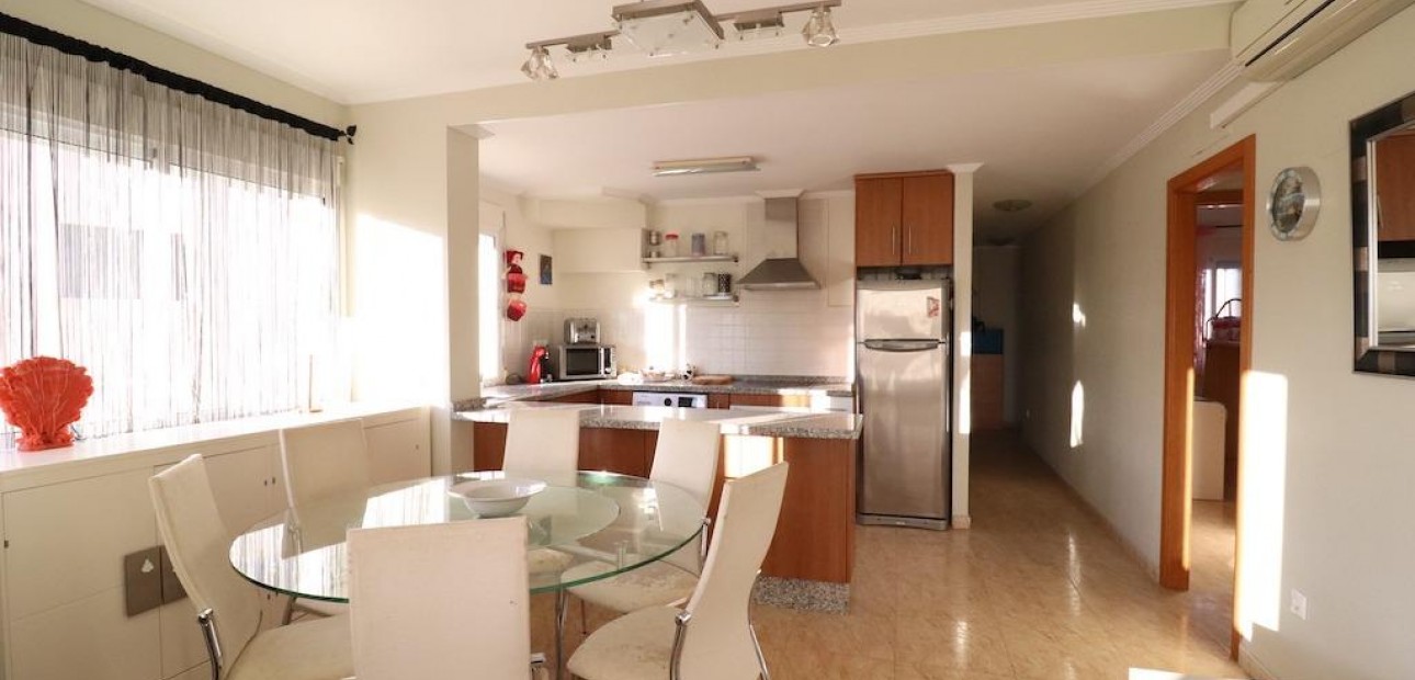 Sale - Penthouse -
Orihuela Costa - Campoamor