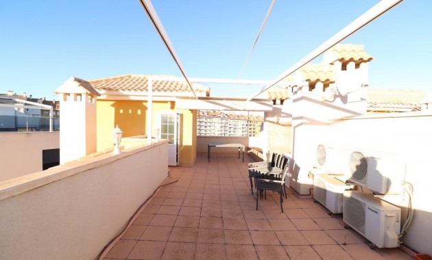 Herverkoop - Penthouse -
Orihuela Costa - Campoamor