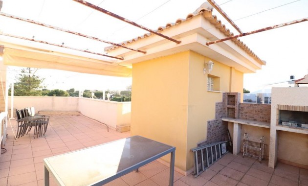 Herverkoop - Penthouse -
Orihuela Costa - Campoamor