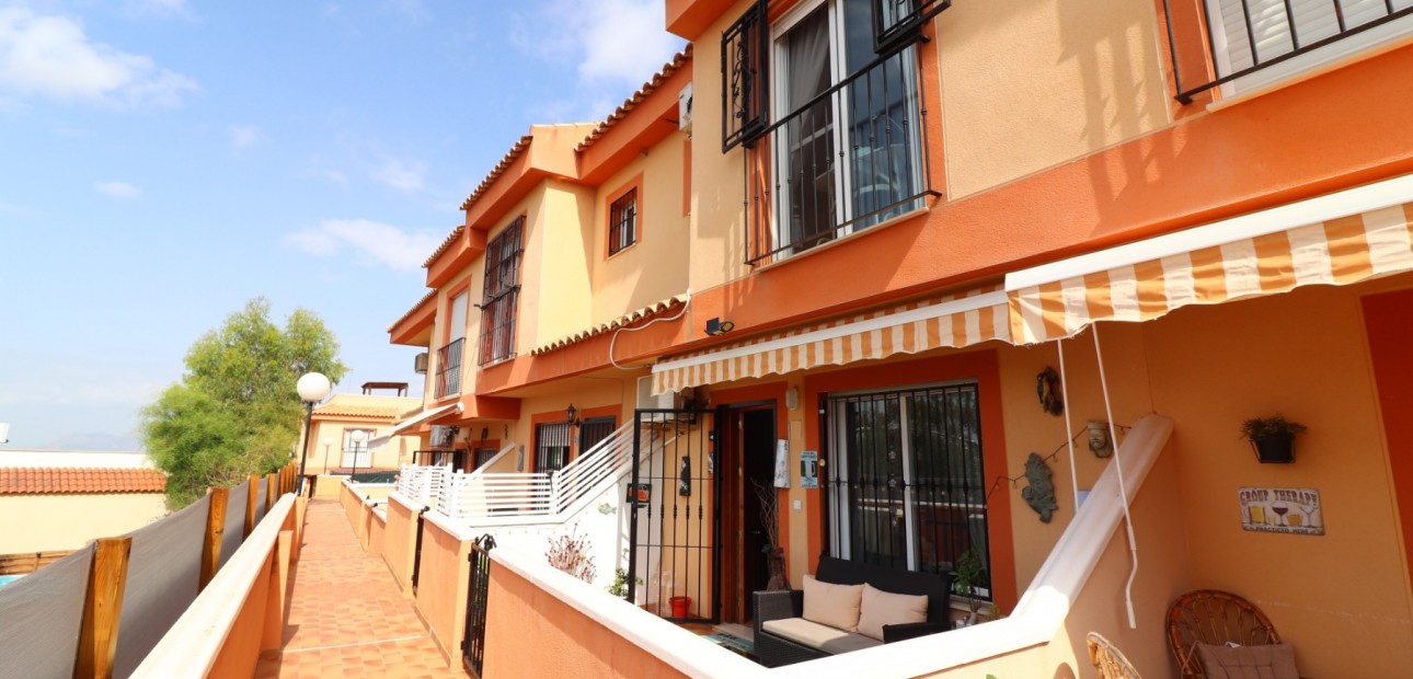 Sale - Townhouse -
Algorfa - Montemar