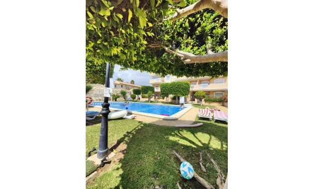 Venta - Apartamento / piso -
Orihuela Costa - Campoamor