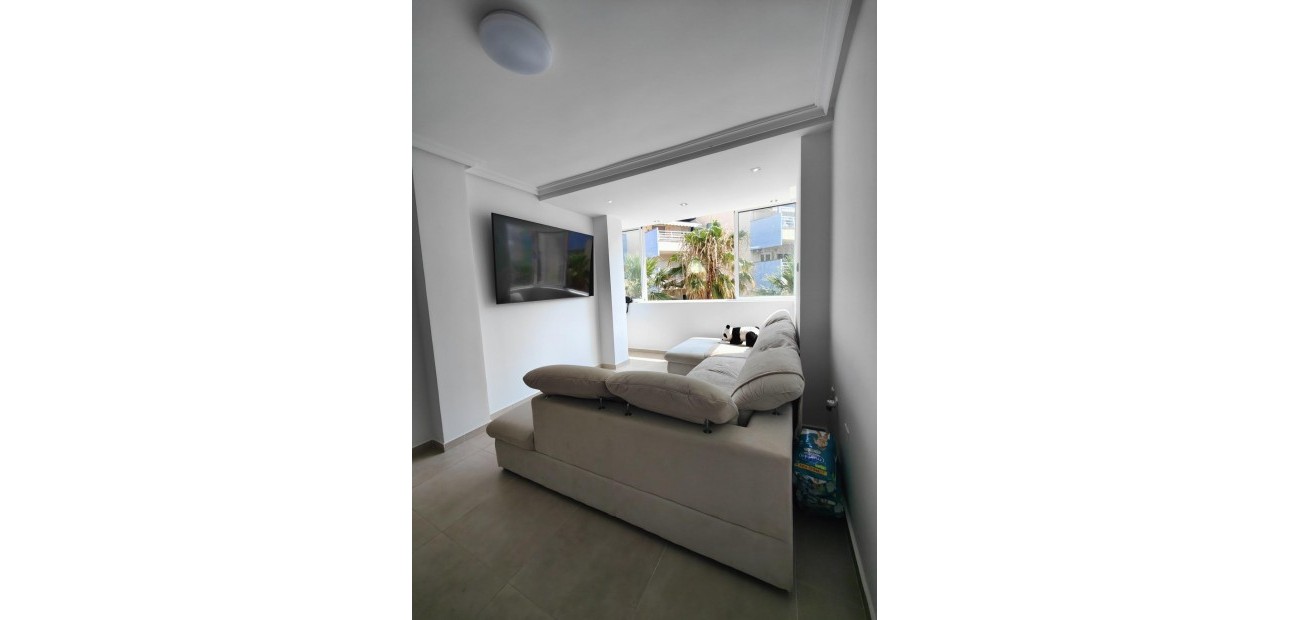 Venta - Apartamento / piso -
Orihuela Costa - Campoamor