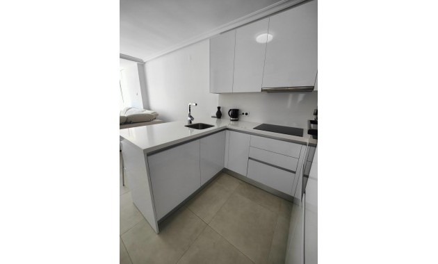 Venta - Apartamento / piso -
Orihuela Costa - Campoamor