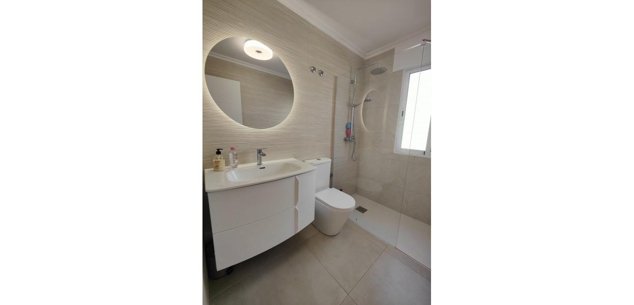 Venta - Apartamento / piso -
Orihuela Costa - Campoamor