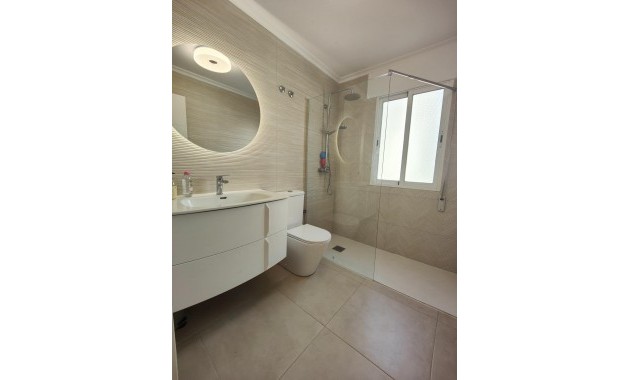 Venta - Apartamento / piso -
Orihuela Costa - Campoamor