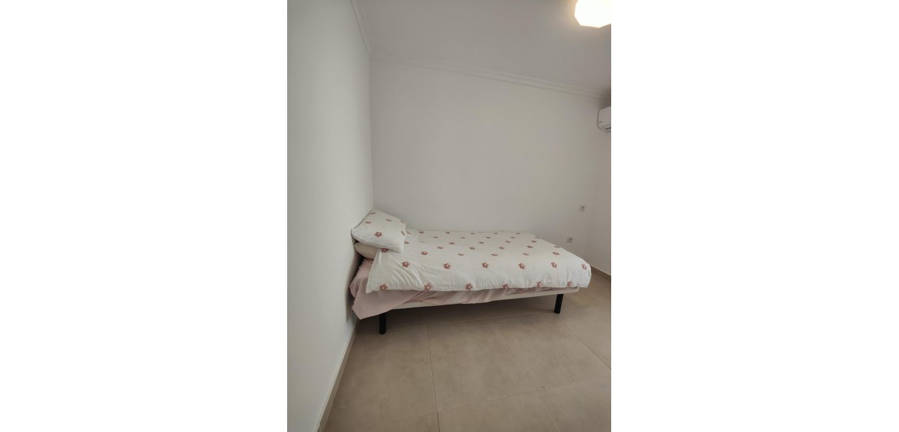 Venta - Apartamento / piso -
Orihuela Costa - Campoamor