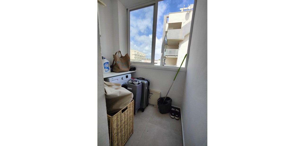 Sale - Apartment / flat -
Orihuela Costa - Campoamor