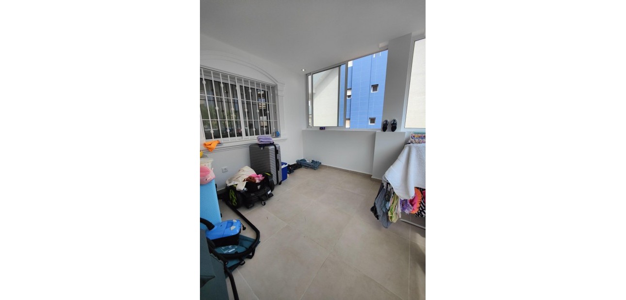 Venta - Apartamento / piso -
Orihuela Costa - Campoamor