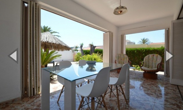 Venta - Villa -
Torrevieja - La veleta