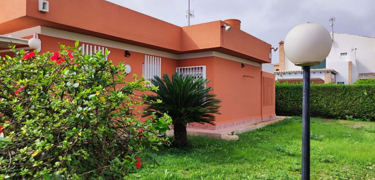 Venta - Villa -
Torrevieja - La veleta