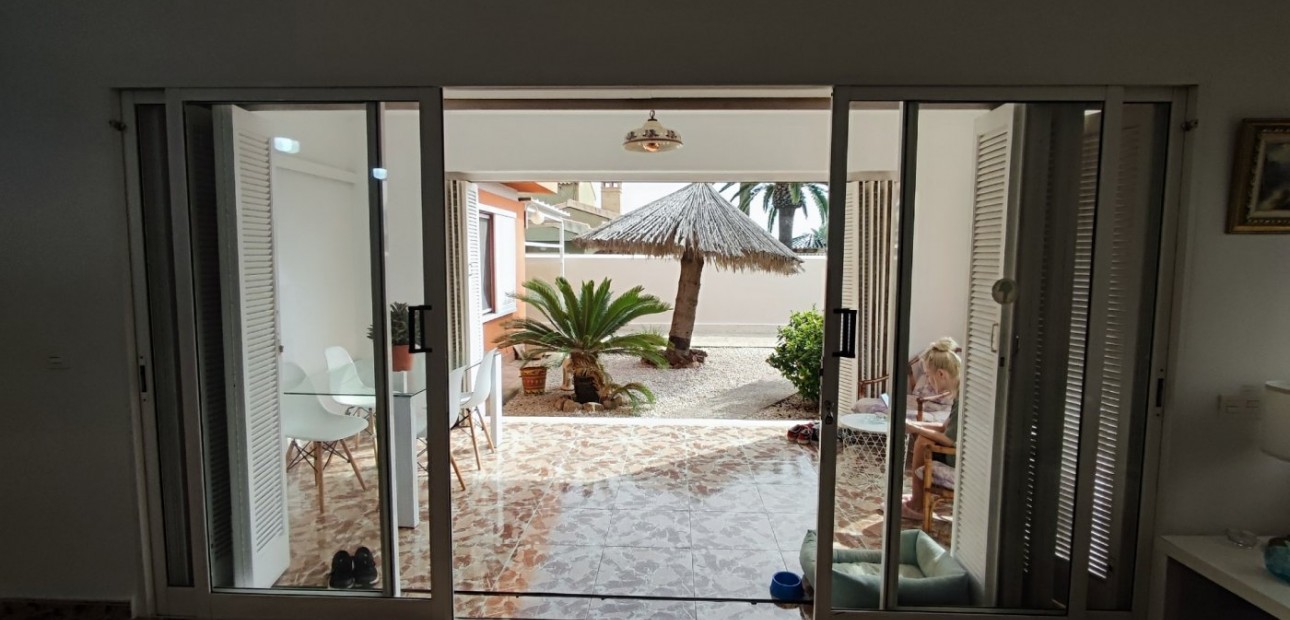 Venta - Villa -
Torrevieja - La veleta