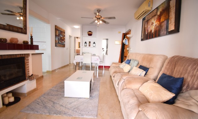 Sale - Apartment / flat -
Orihuela Costa - Playa Flamenca