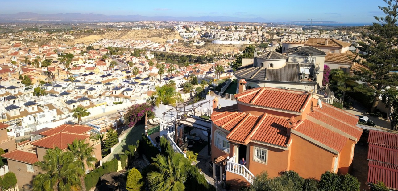 Sale - Detached Villa -
Ciudad Quesada - La Marquesa