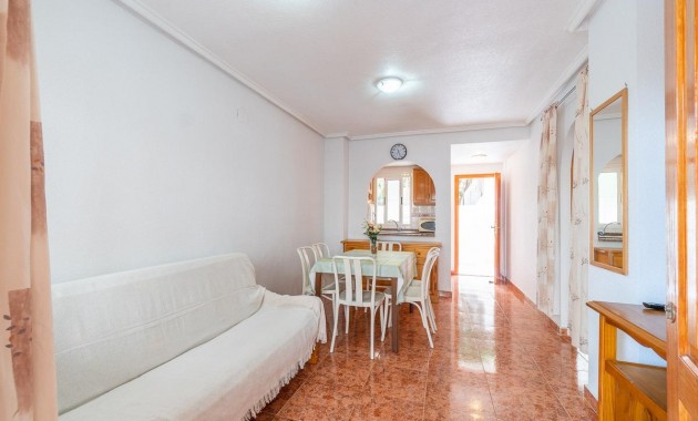 Herverkoop - Appartement / flat -
Torrevieja - Nueva Torrevieja