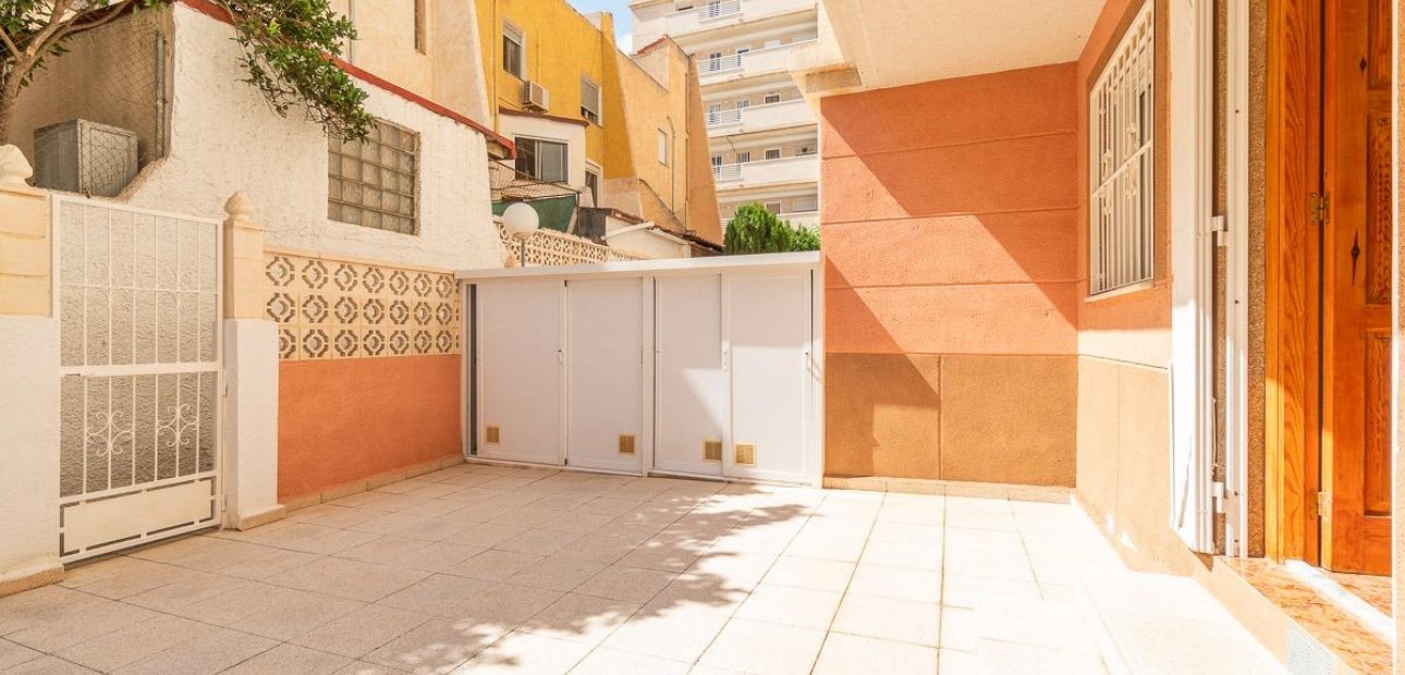 Herverkoop - Appartement / flat -
Torrevieja - Nueva Torrevieja