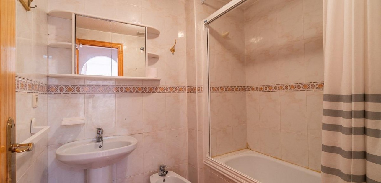 Herverkoop - Appartement / flat -
Torrevieja - Nueva Torrevieja