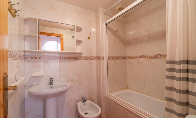 Herverkoop - Appartement / flat -
Torrevieja - Nueva Torrevieja