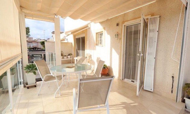 Venta - Villa -
Orihuela Costa - Playa Flamenca